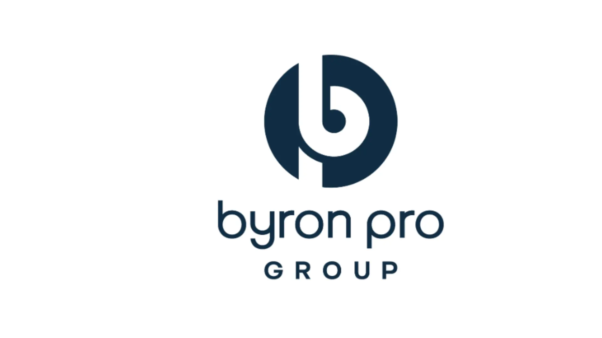 Representación visual de la identidad de marca de BYRON PRO GROUP en versión de escritorio
