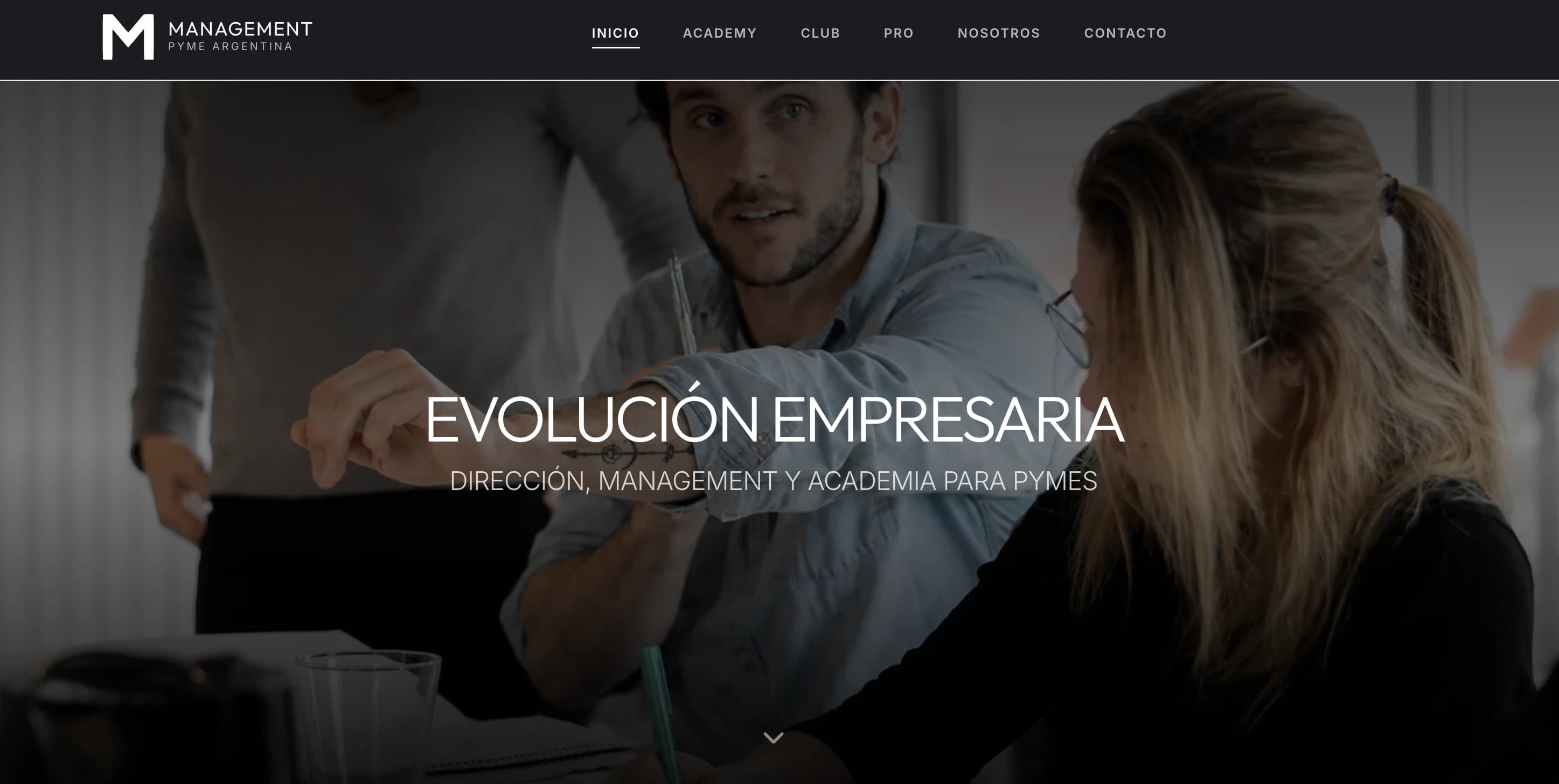 Vista previa de la interfaz del sitio web de MGMT en un dispositivo de escritorio